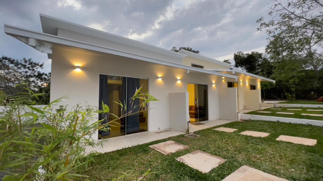 Tiny Houses En Asuncion. Zona Aeropuerto-Rakiura Luque Εξωτερικό φωτογραφία